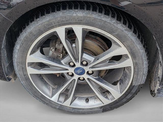 Used 2020 Ford Fusion Titanium image 10