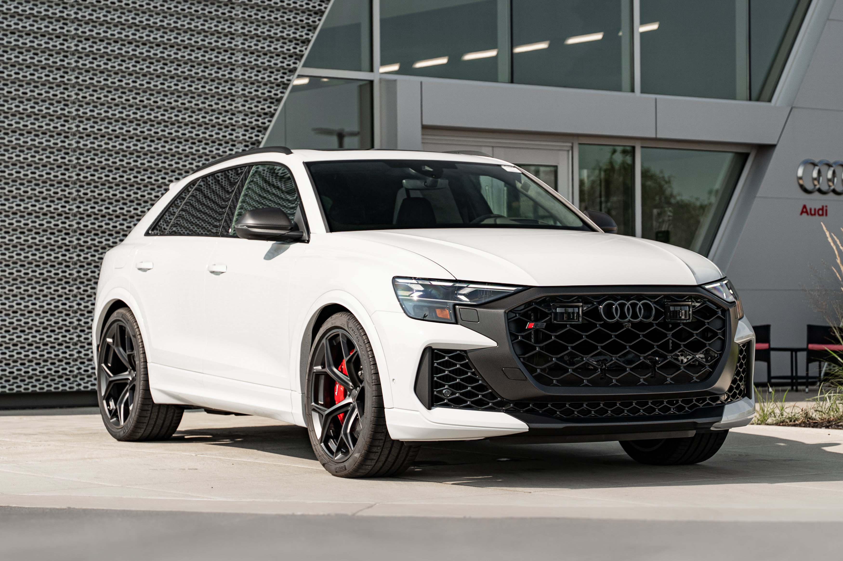New 2026 Audi RS Q8 performance AWD/4WD image 1