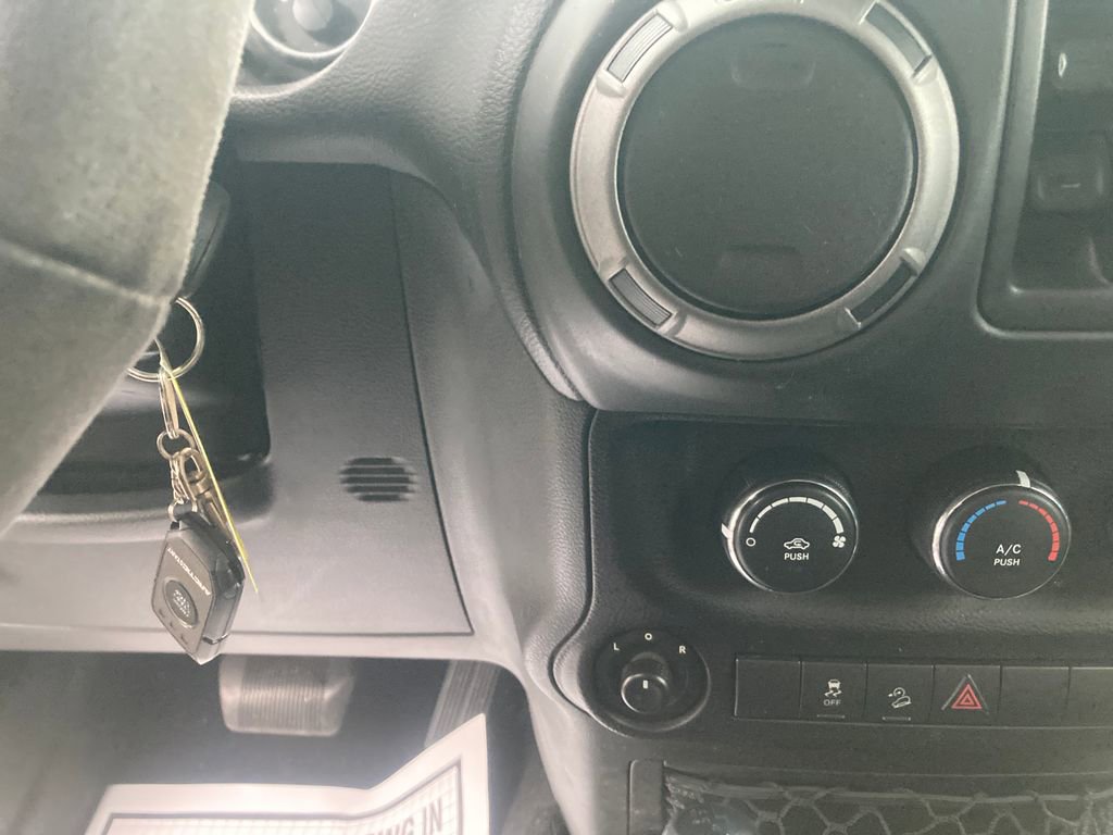 Used 2016 Jeep Wrangler Unlimited Sport w/ Quick Order Package 24S image 21