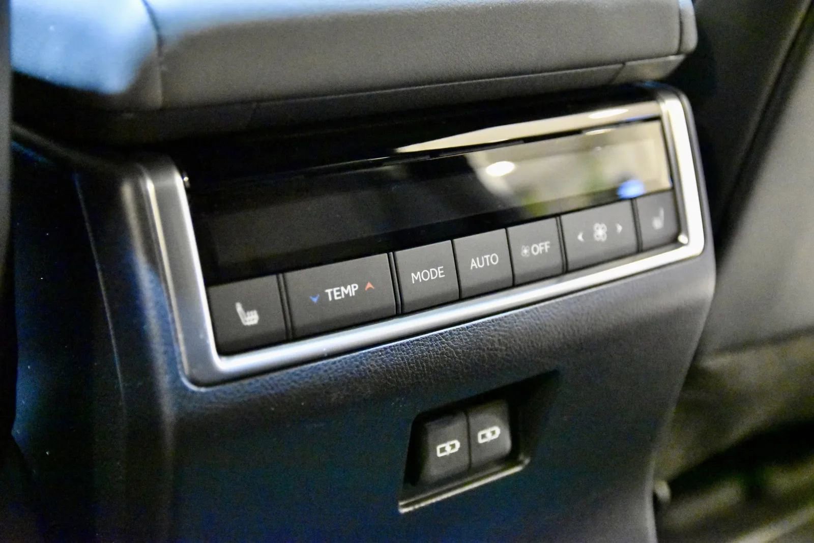 Used 2025 Lexus GX 550 image 27