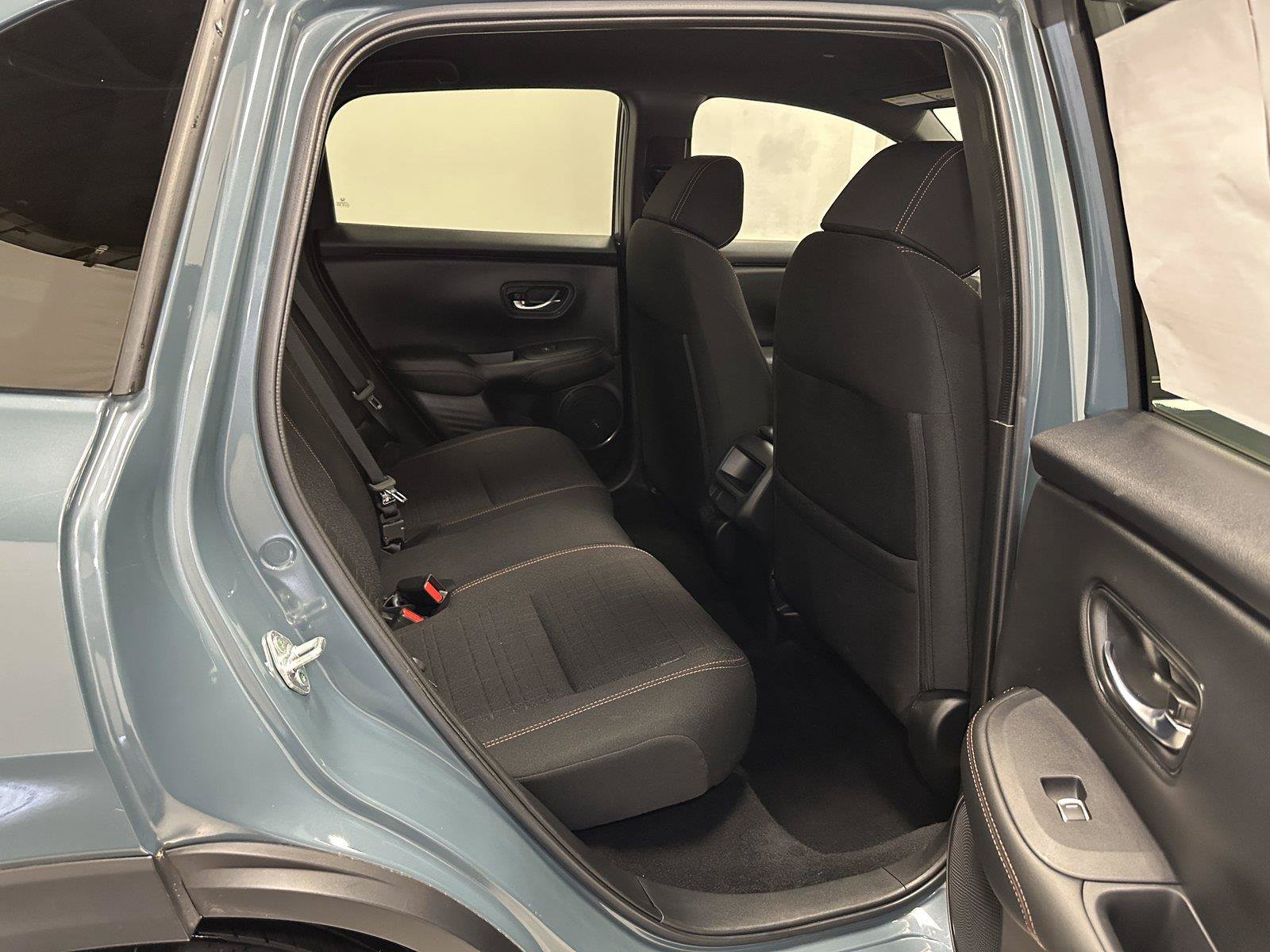 Used 2024 Honda HR-V Sport image 35