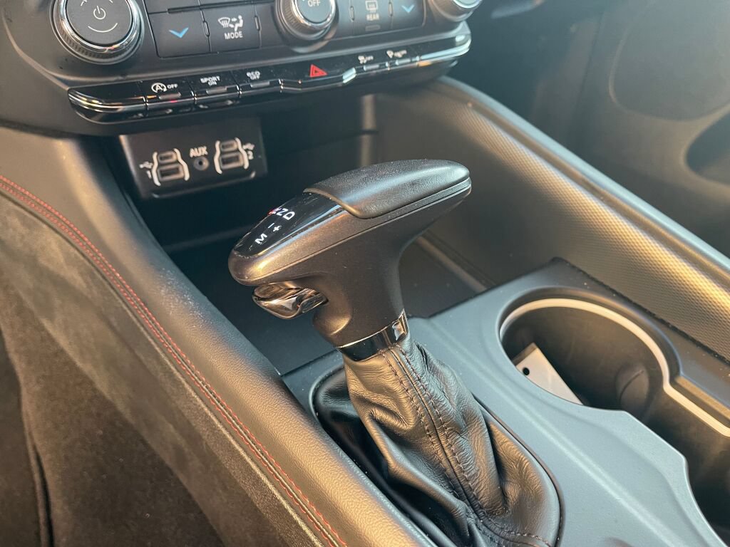 Used 2025 Dodge Durango GT AWD/4WD image 16