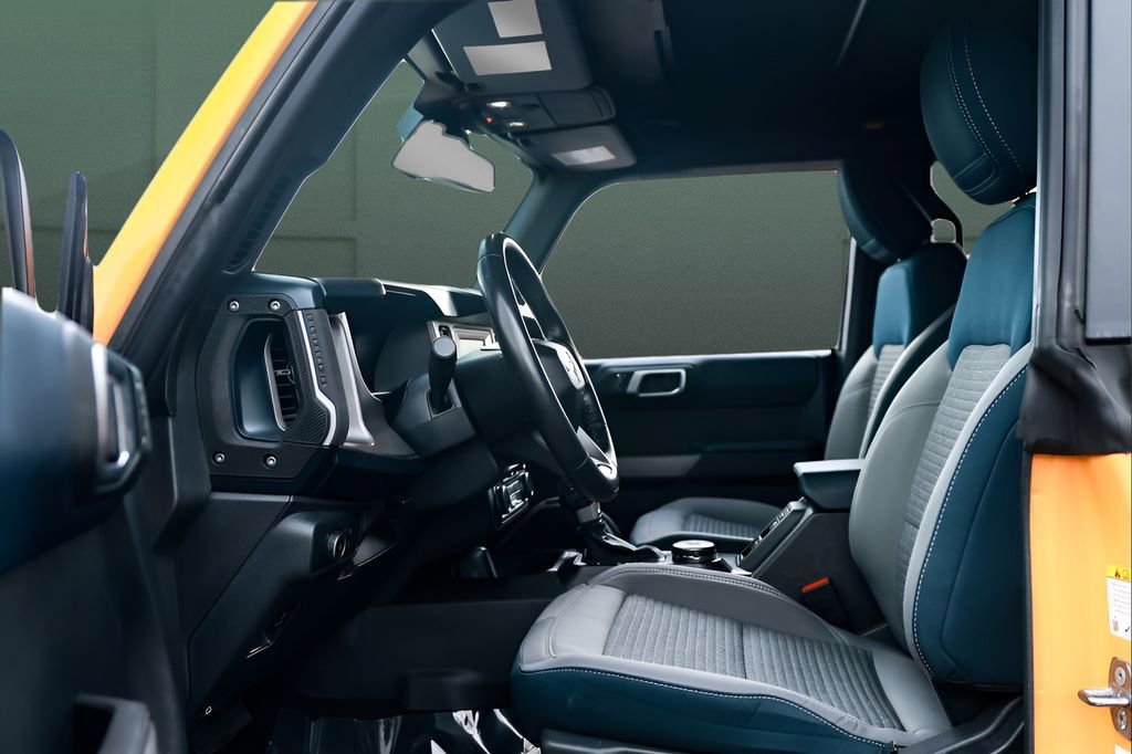 Used 2022 Ford Bronco Outer Banks image 18