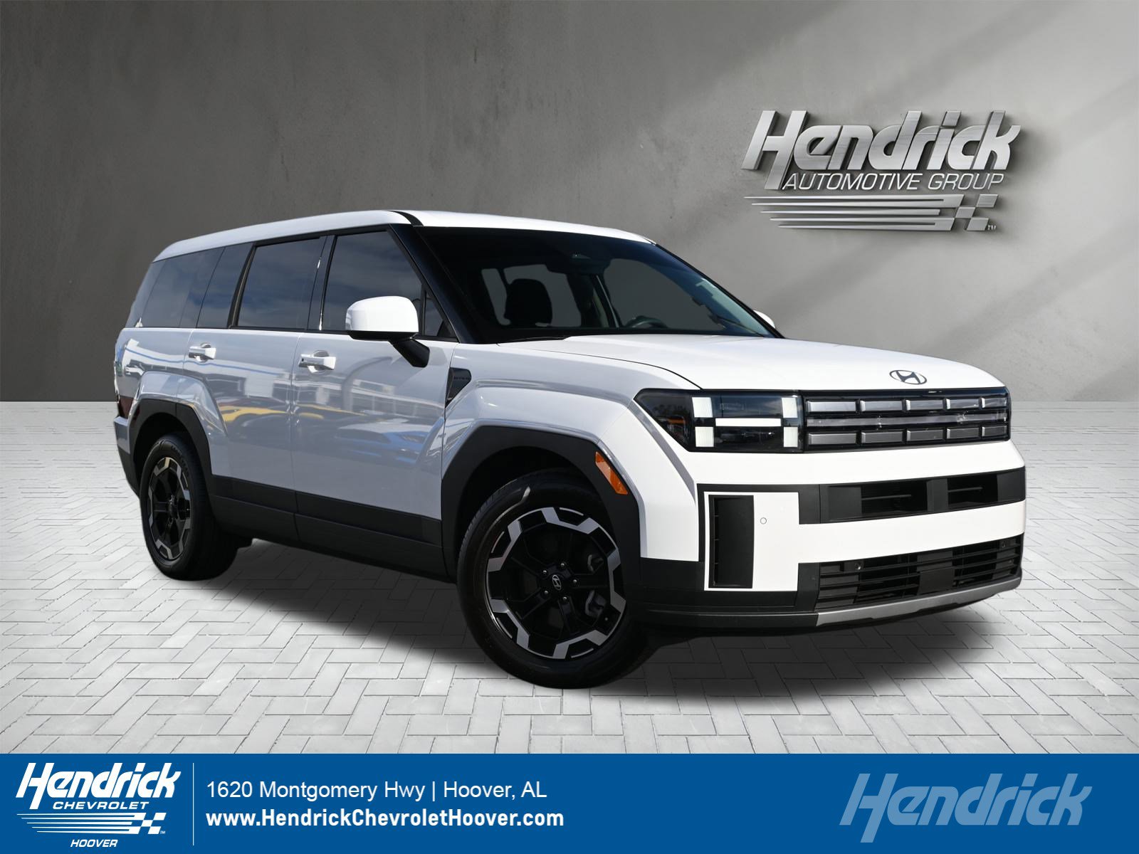 Used 2024 Hyundai Santa Fe SE image 1