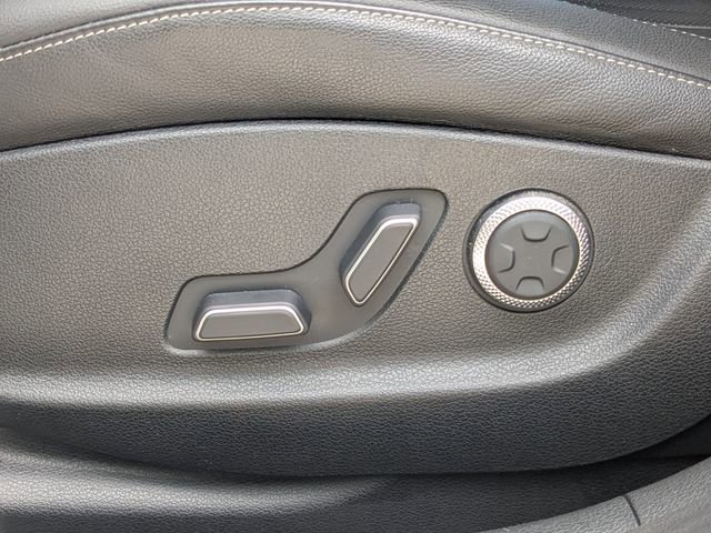 Used 2022 Genesis G80 2.5T RWD image 18