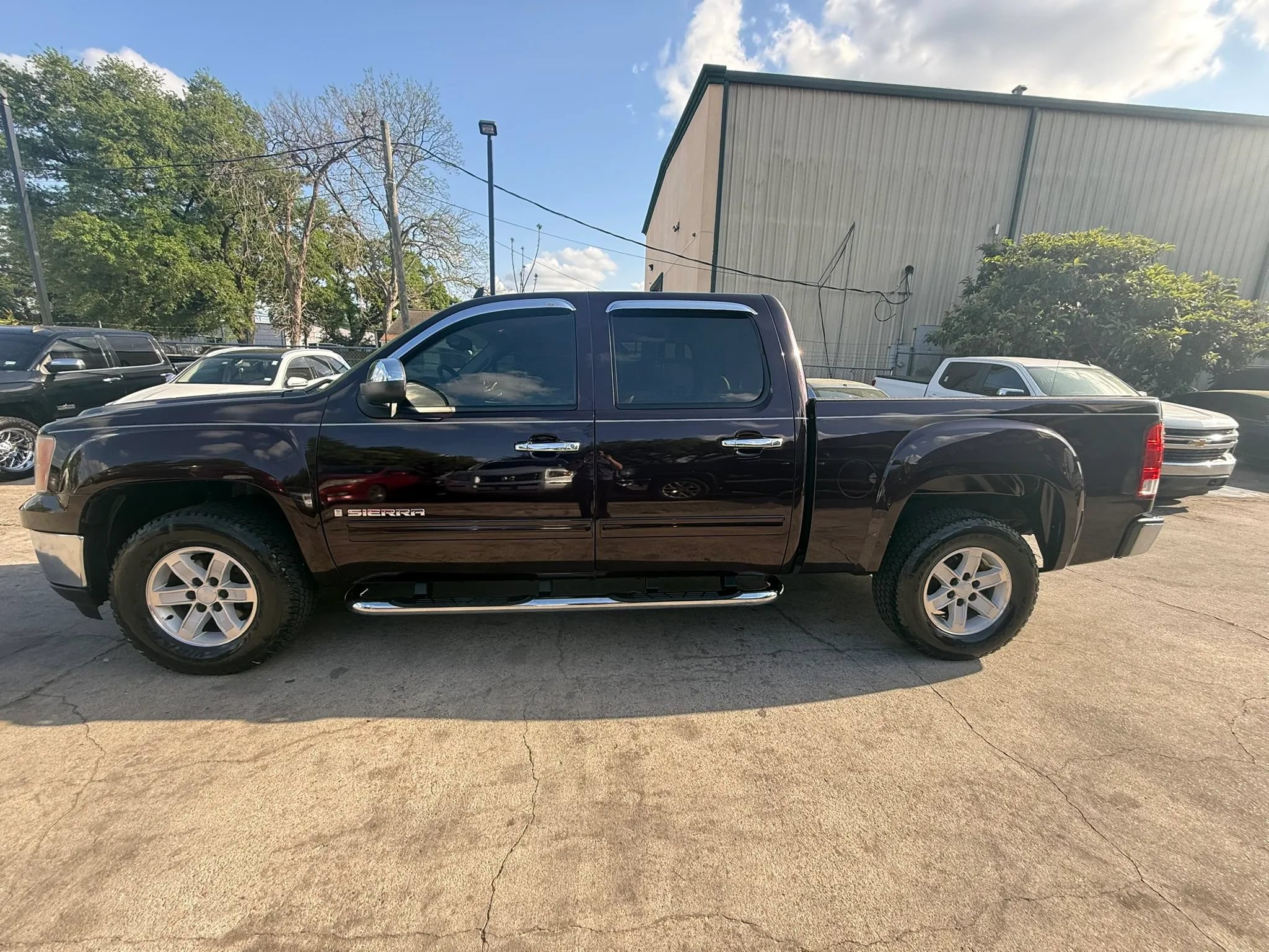 Used 2008 GMC Sierra 1500 SLE w/ South Central Value Package RWD image 4