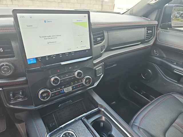 Used 2023 Ford Expedition Limited AWD/4WD image 23