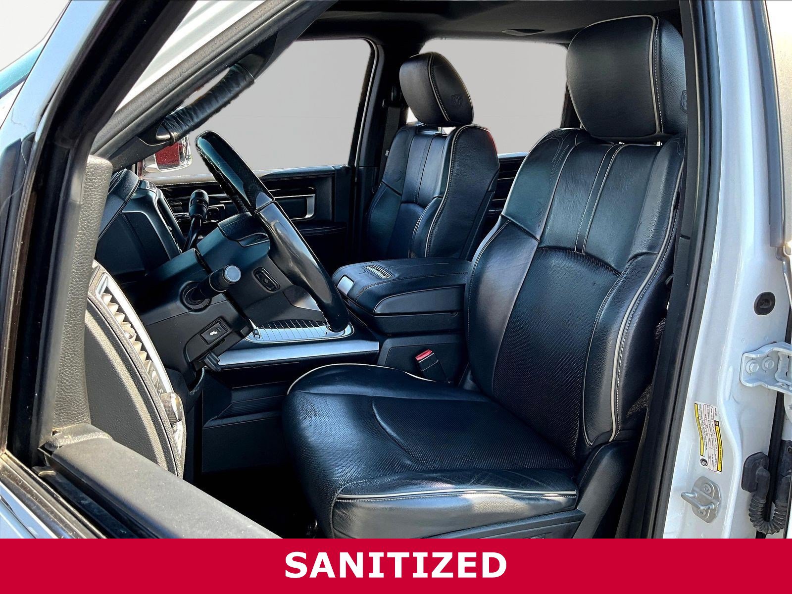 Used 2018 RAM 3500 Laramie Longhorn AWD/4WD image 20