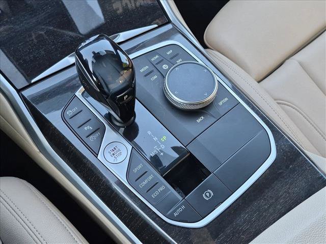 Used 2020 BMW 330i Sedan w/ Convenience Package RWD image 12
