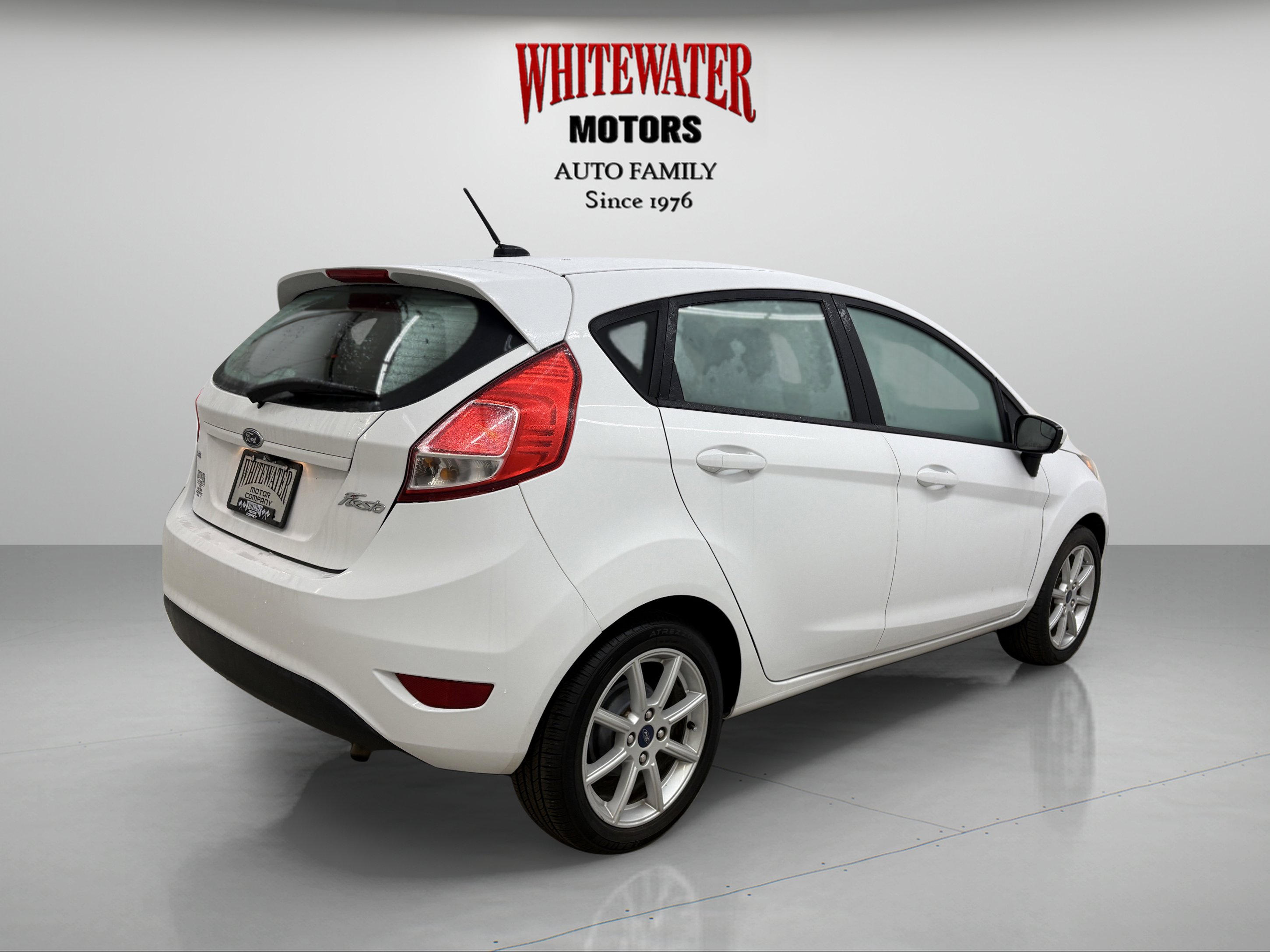 Used 2019 Ford Fiesta SE w/ Equipment Group 201A image 4