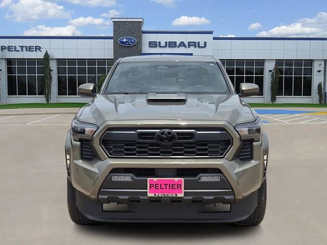 Used 2025 Toyota Tacoma TRD Sport RWD image 2