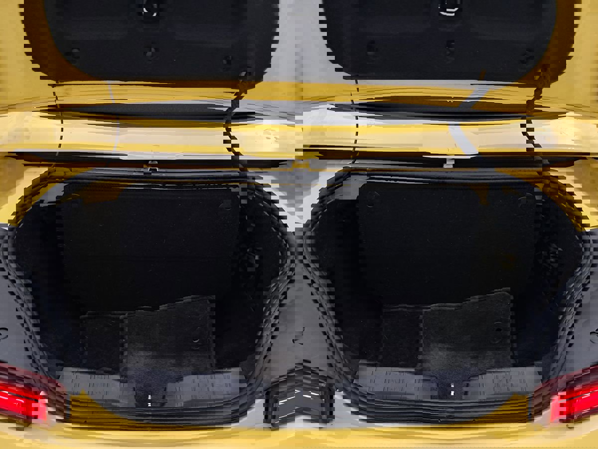 Used 2017 Chevrolet Camaro SS image 23