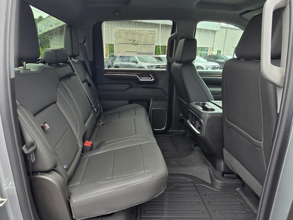 New 2025 GMC Sierra 2500 SLT image 23