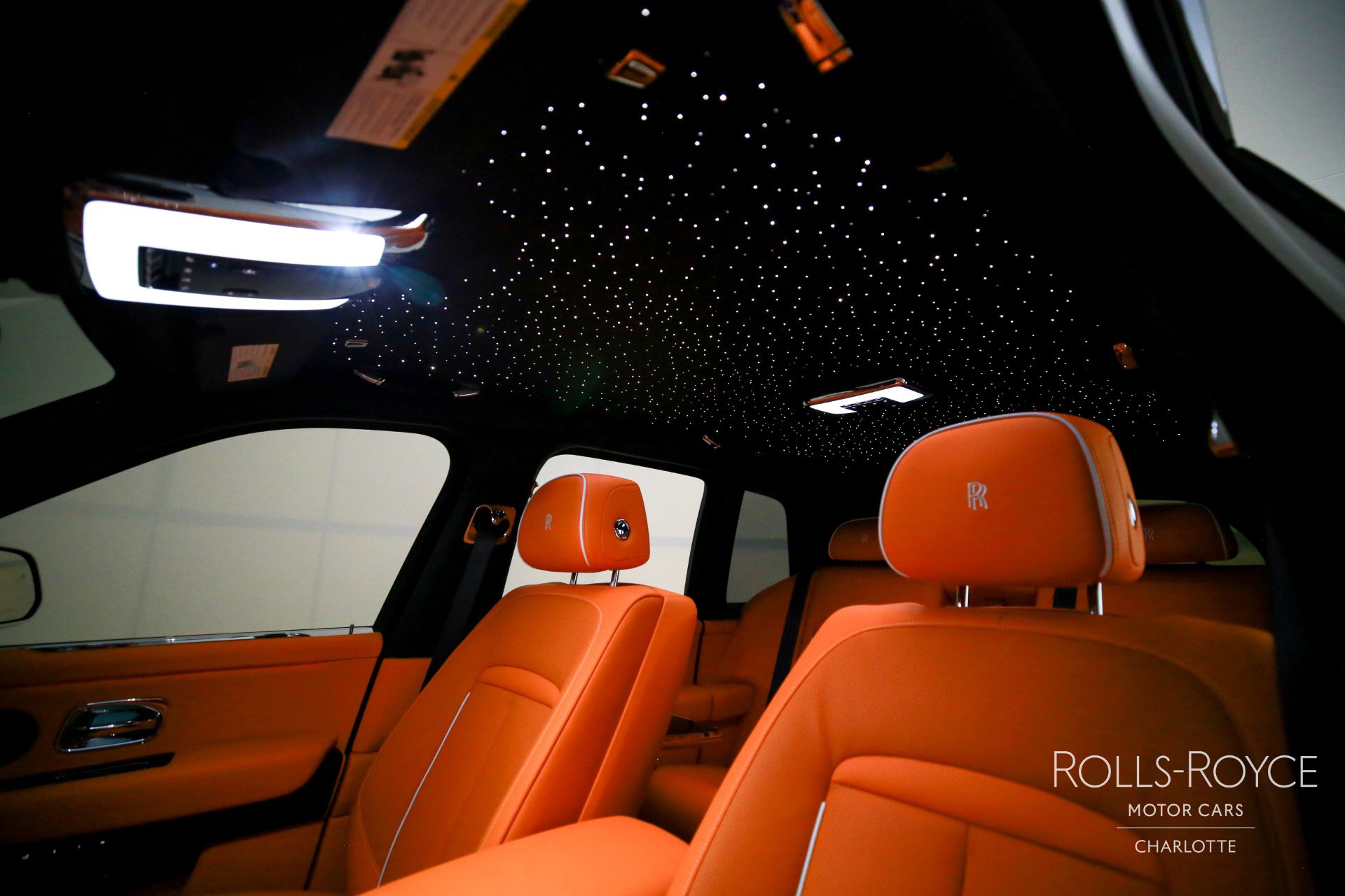 Used 2025 Rolls-Royce Cullinan Black Badge image 12