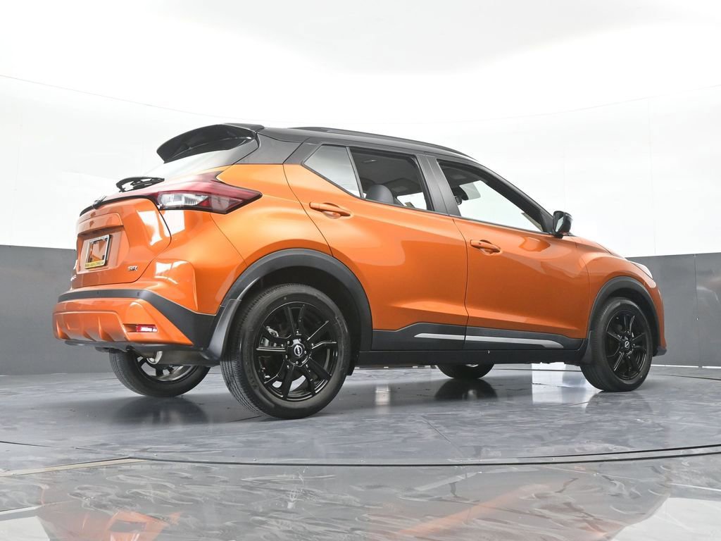 Used 2023 Nissan Kicks SR w/ SR Premium Package FWD image 64