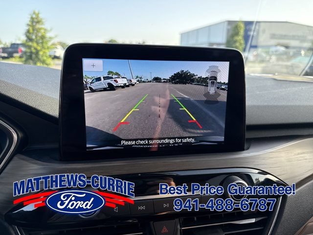 Certified 2020 Ford Escape Titanium FWD image 19