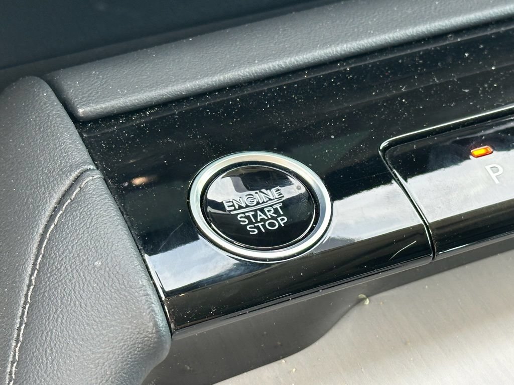 New 2025 Lincoln Navigator Reserve AWD/4WD image 9