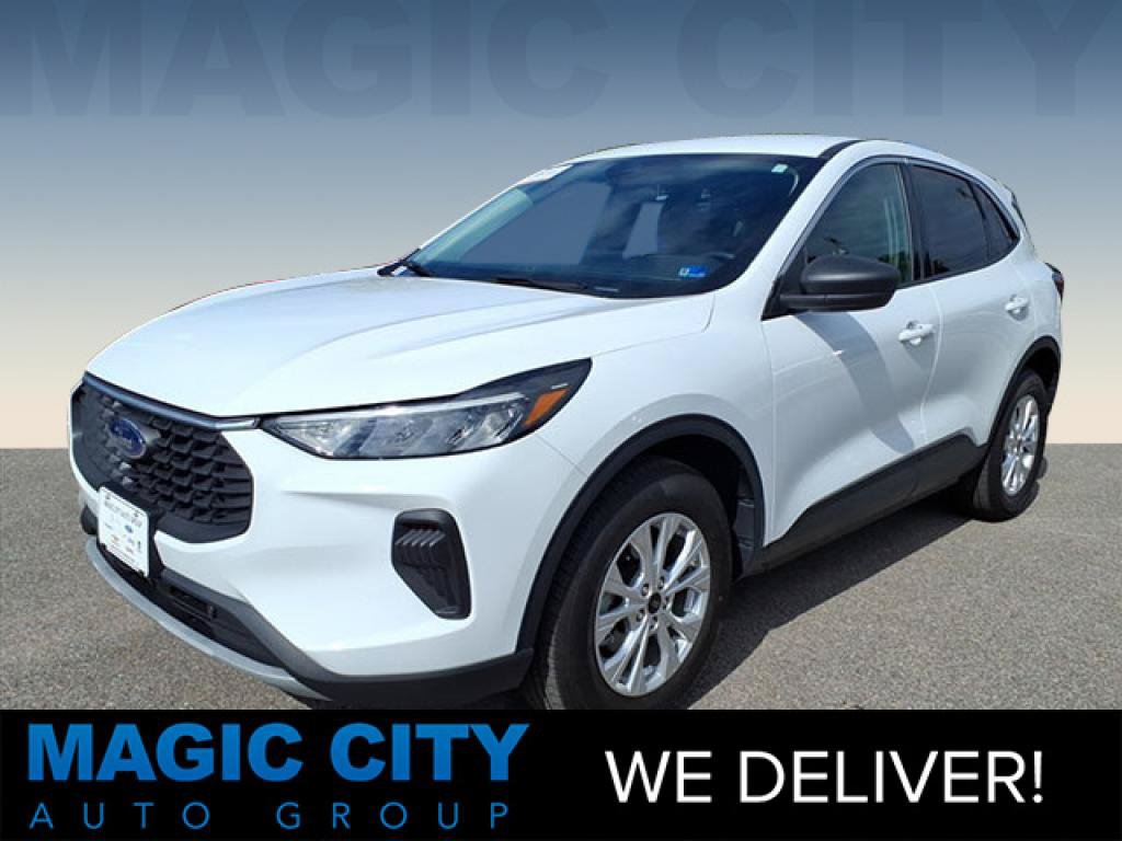 Certified 2023 Ford Escape Active AWD/4WD image 1