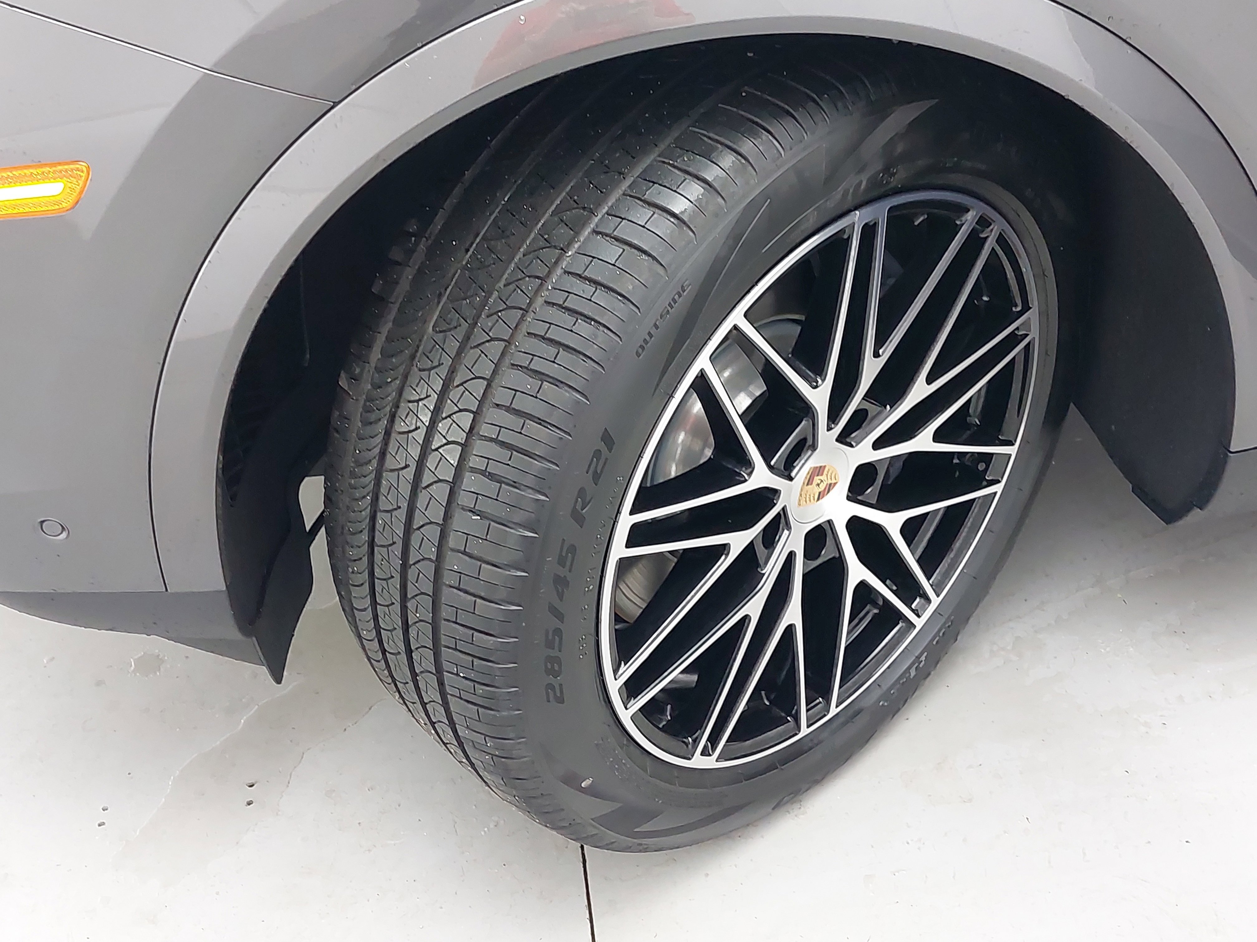 New 2025 Porsche Cayenne E-Hybrid image 35