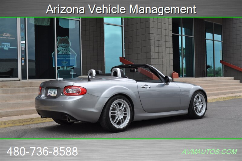 Used 2015 MAZDA MX-5 Miata Grand Touring w/ Premium Package RWD image 18
