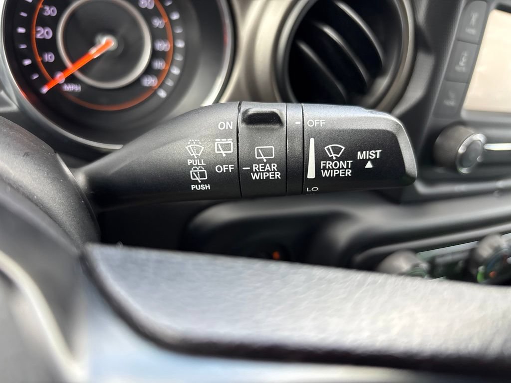 Used 2019 Jeep Wrangler Sport AWD/4WD image 18