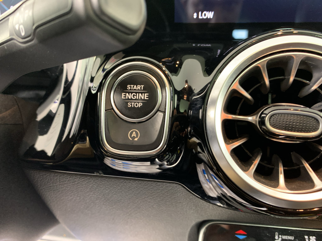 Used 2022 Mercedes-Benz GLA 35 AMG 4MATIC image 17