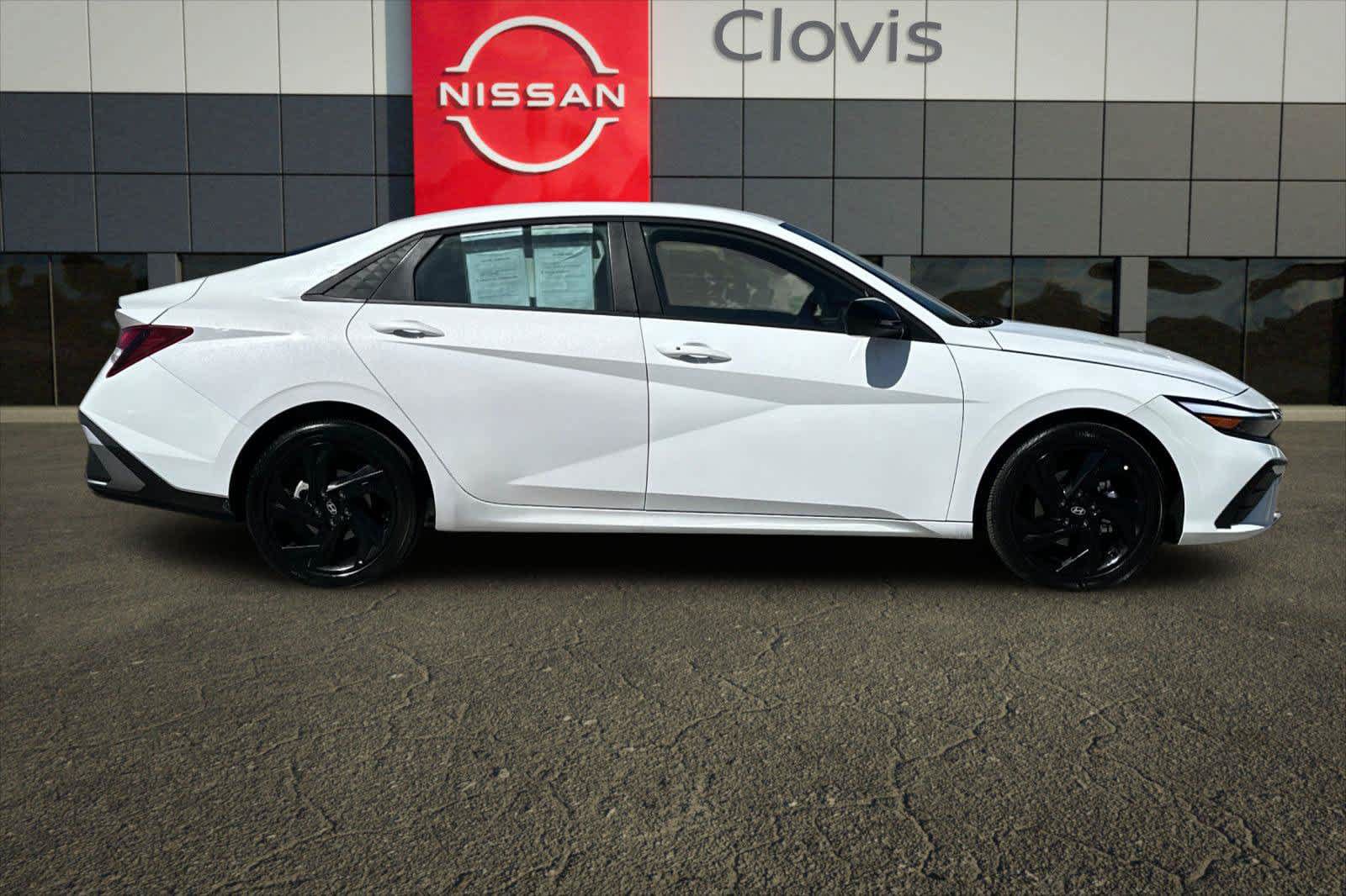 Used 2026 Hyundai Elantra Sport FWD image 8
