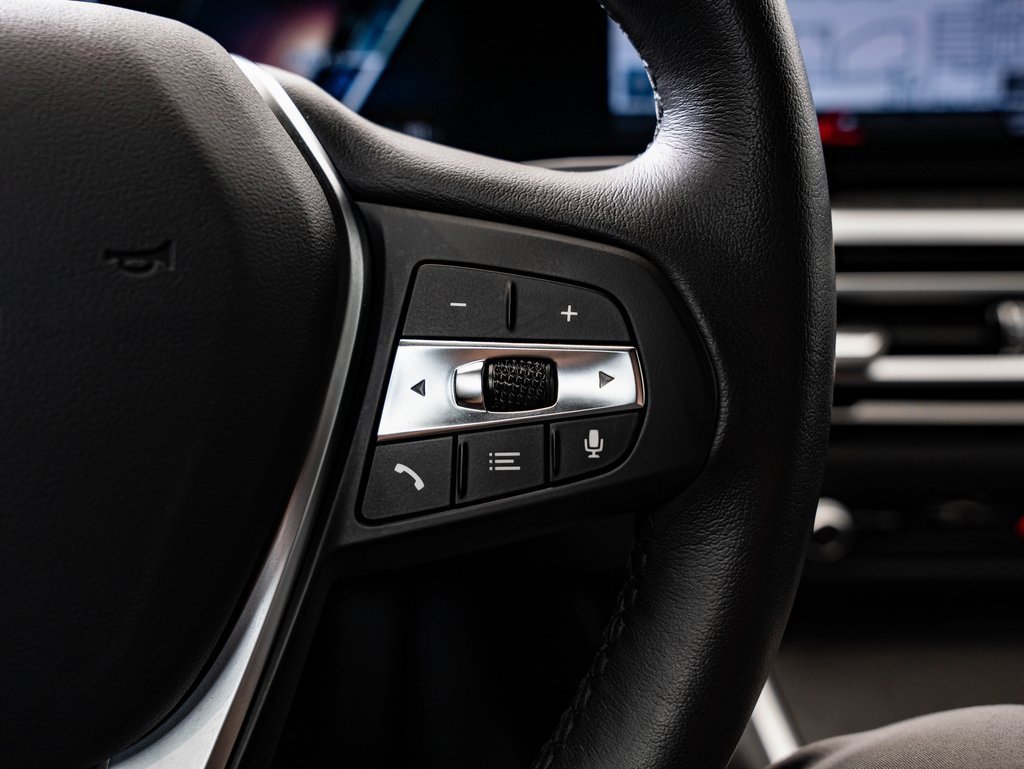 Used 2023 BMW i4 eDrive40 w/ Premium Package image 29