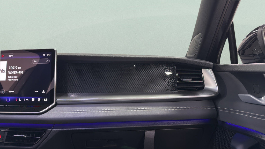 New 2026 Volkswagen Tiguan SE R-Line image 16