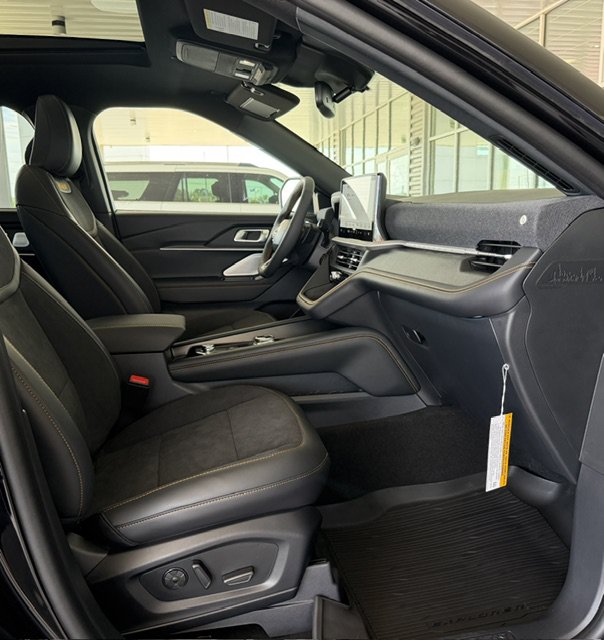 New 2026 Ford Explorer Tremor w/ Tremor Ultimate Package AWD/4WD image 9