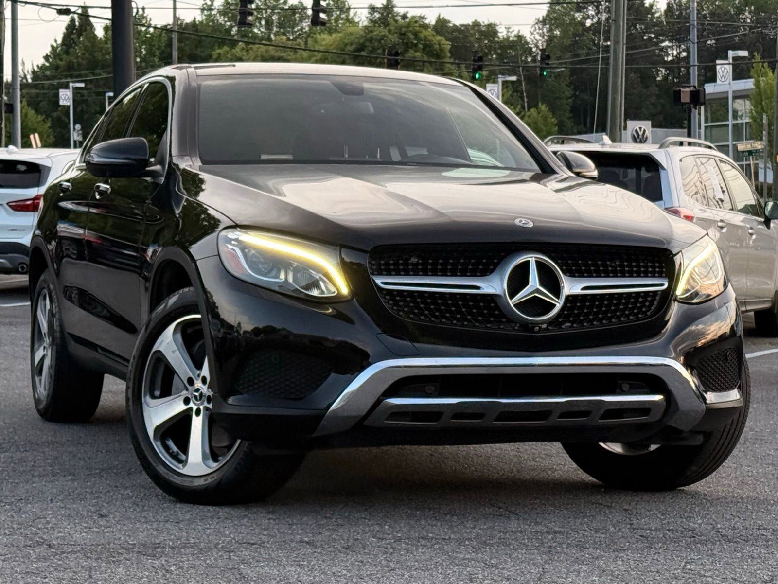 Used 2019 Mercedes-Benz GLC 300 4MATIC Coupe image 7