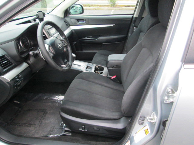 Used 2013 Subaru Outback 2.5i Premium image 7