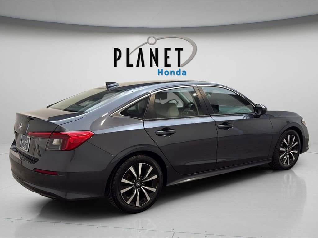 Used 2023 Honda Civic EX image 5