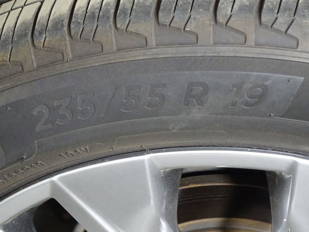 Used 2022 Toyota RAV4 XLE Premium image 43