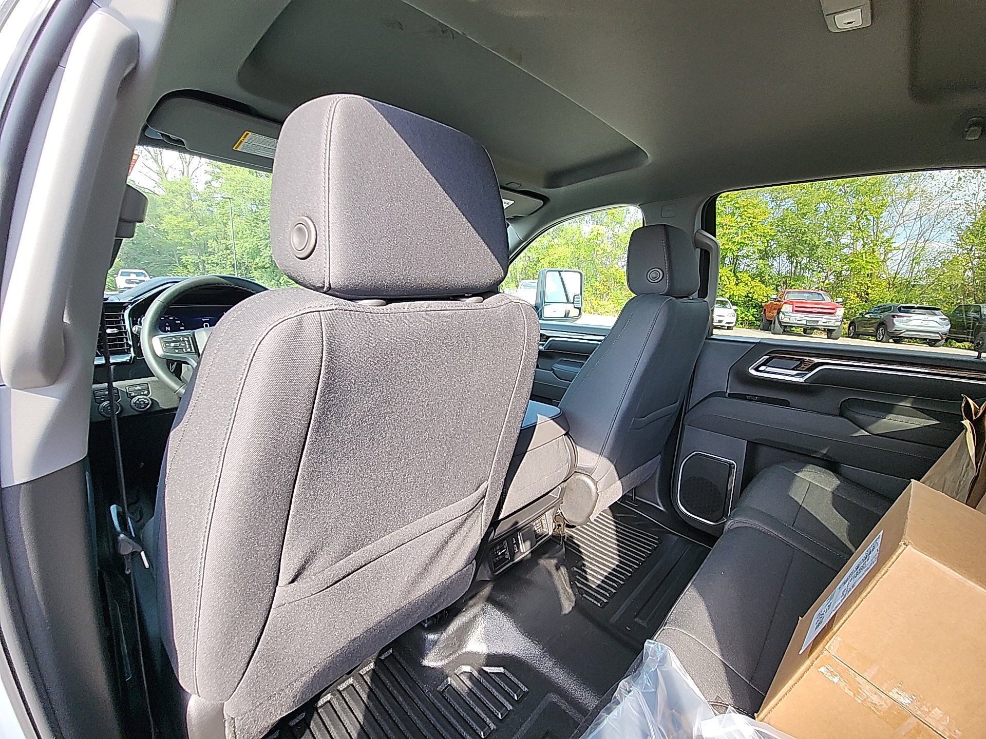 New 2026 Chevrolet Silverado 3500 LT w/ Convenience Package image 26