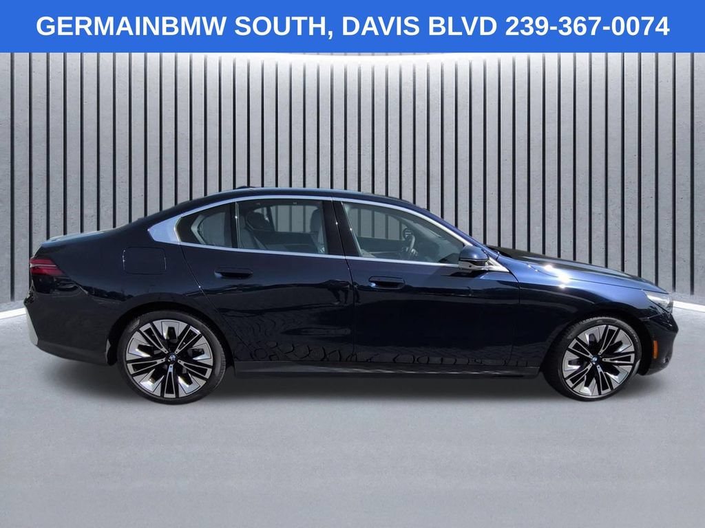 Used 2026 BMW 530i w/ Premium Package RWD image 4