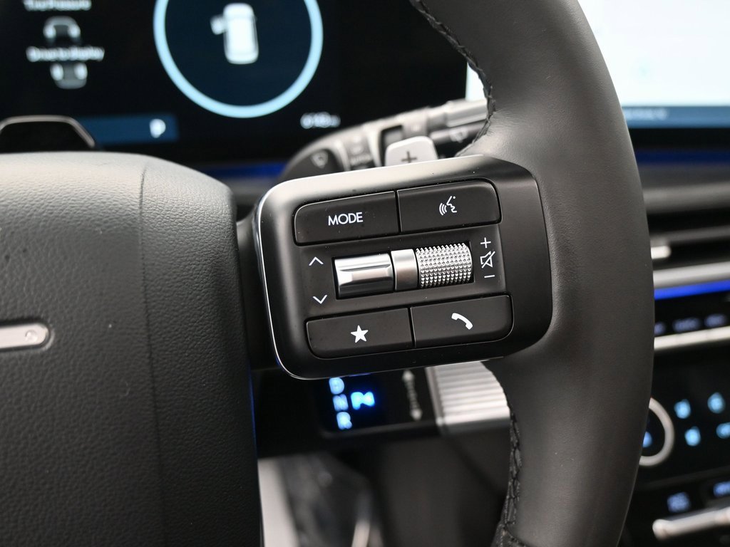 Used 2024 Hyundai Santa Fe Limited image 24