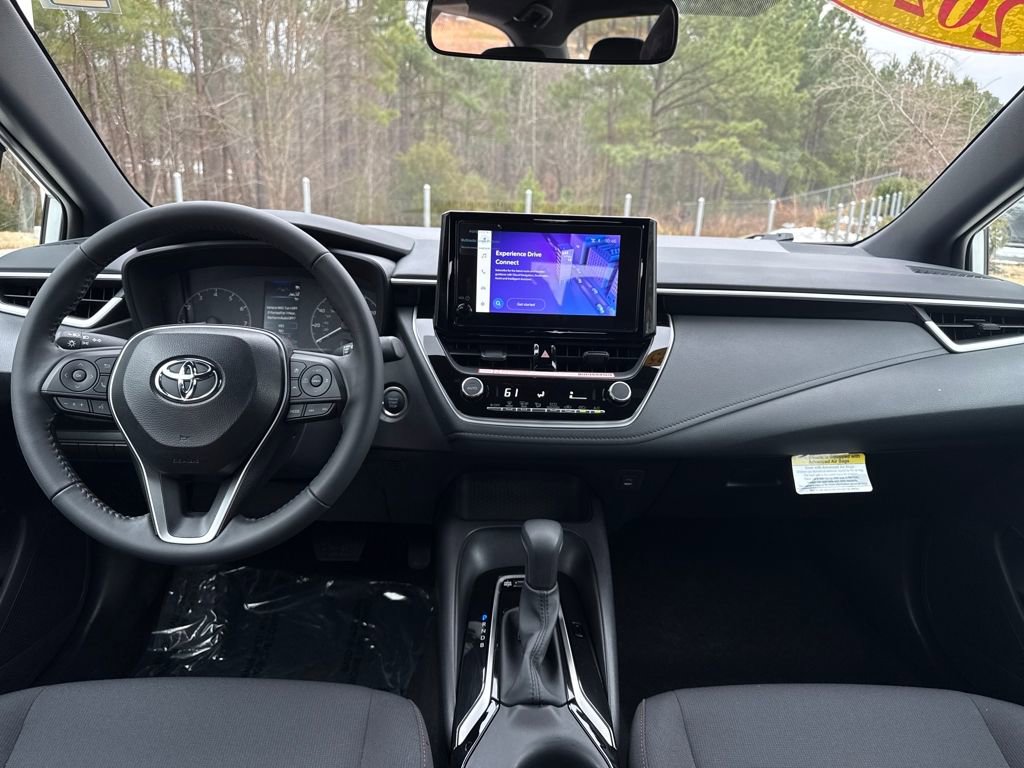 Used 2025 Toyota Corolla SE image 16