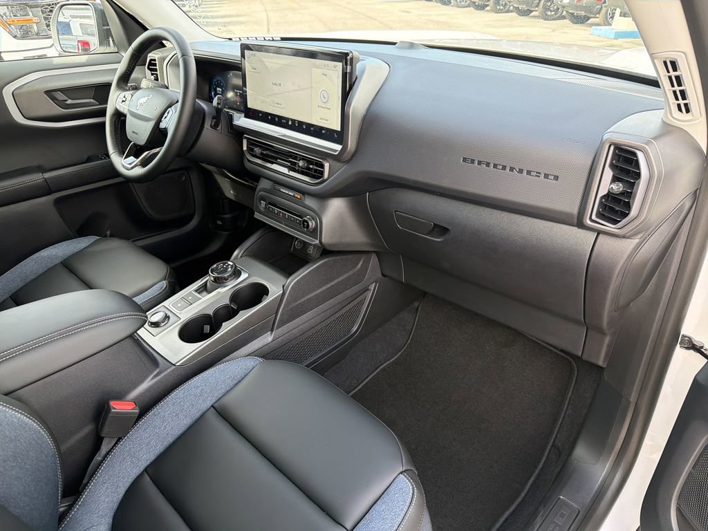 New 2025 Ford Bronco Sport Outer Banks image 10