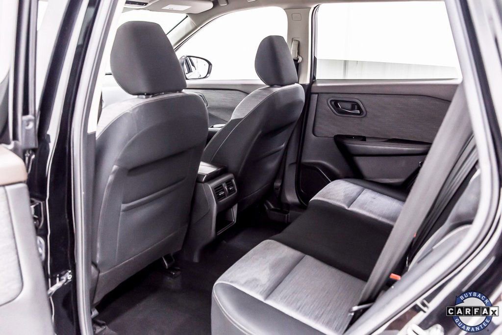 Used 2021 Nissan Rogue S image 29