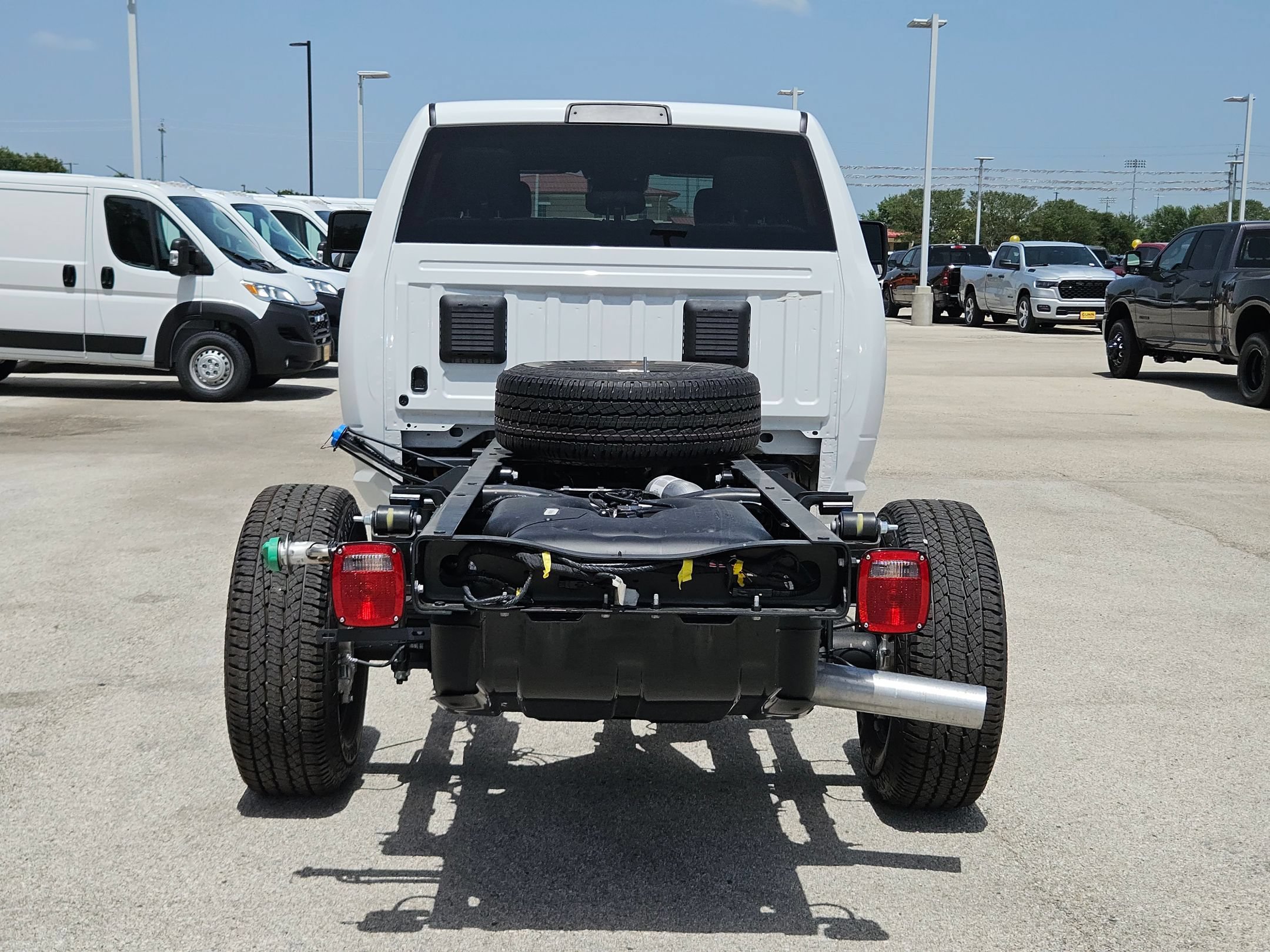 New 2026 RAM 3500 Tradesman AWD/4WD image 4
