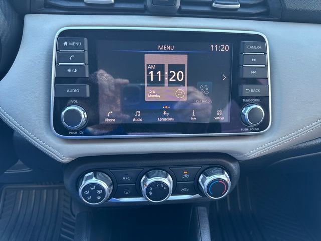 Used 2020 Nissan Versa SV image 20