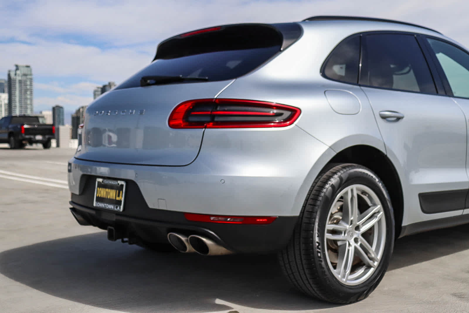 Used 2017 Porsche Macan S AWD/4WD image 9