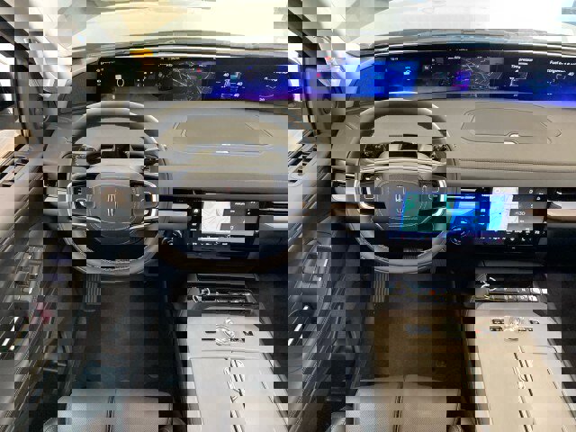 New 2025 Lincoln Navigator Reserve image 39