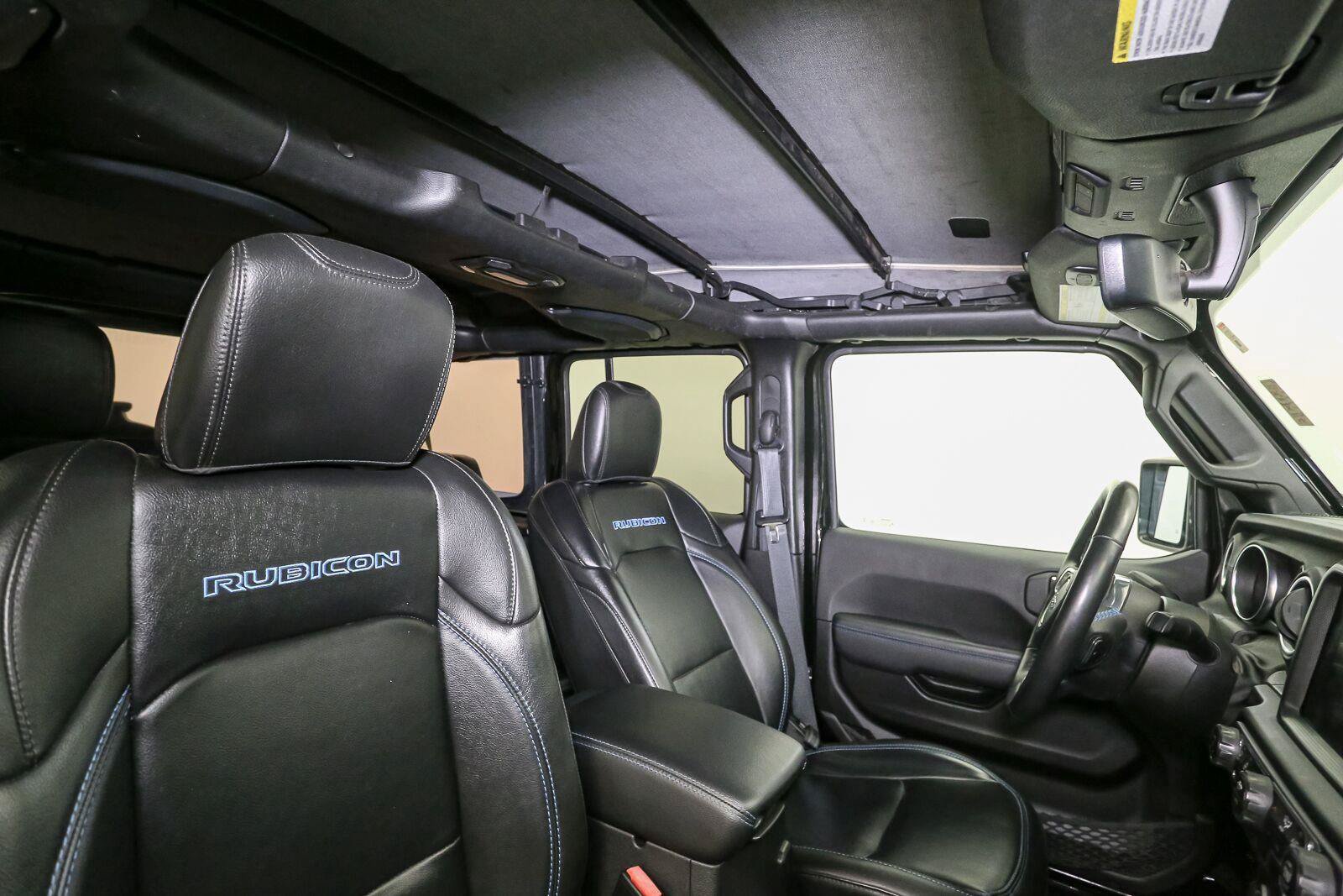 Used 2022 Jeep Wrangler Unlimited Rubicon 4xe w/ Cold Weather Group AWD/4WD image 19
