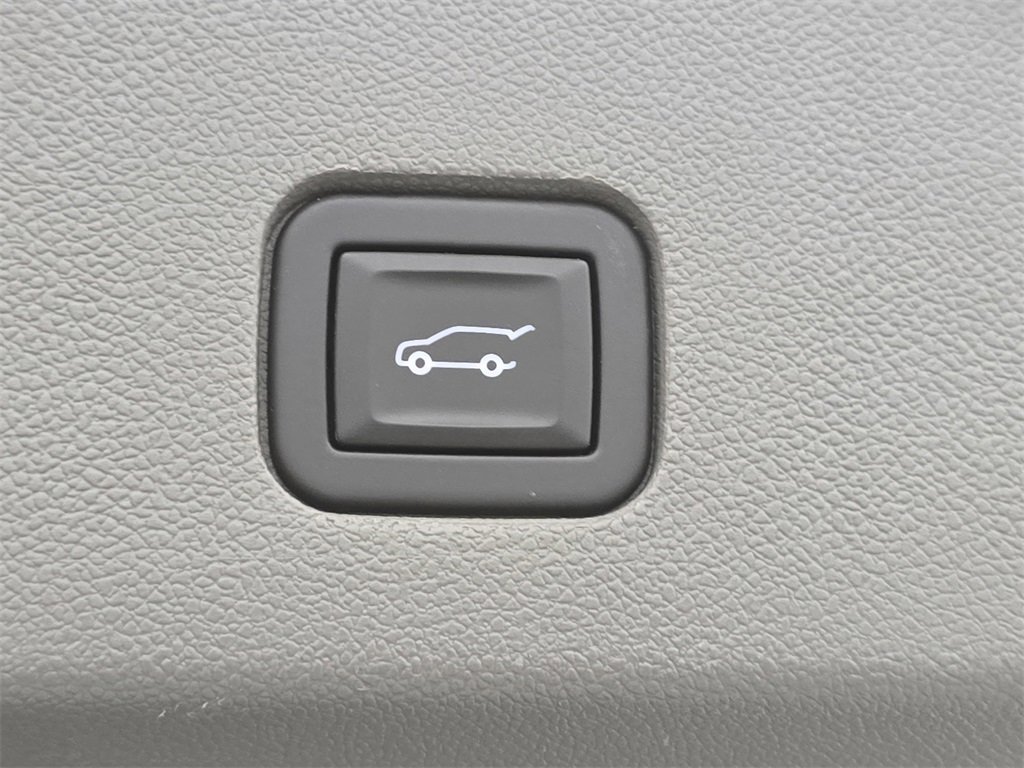 Used 2023 Cadillac XT6 Premium Luxury w/ Technology Package image 30