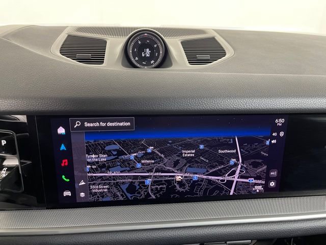 Used 2025 Porsche Cayenne image 43