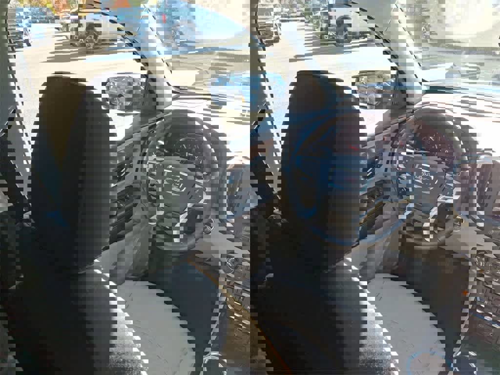 Used 2020 GMC Terrain SLE image 15