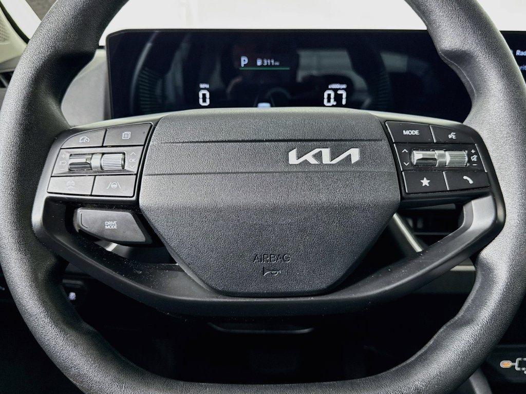 Used 2025 Kia K4 FWD image 35