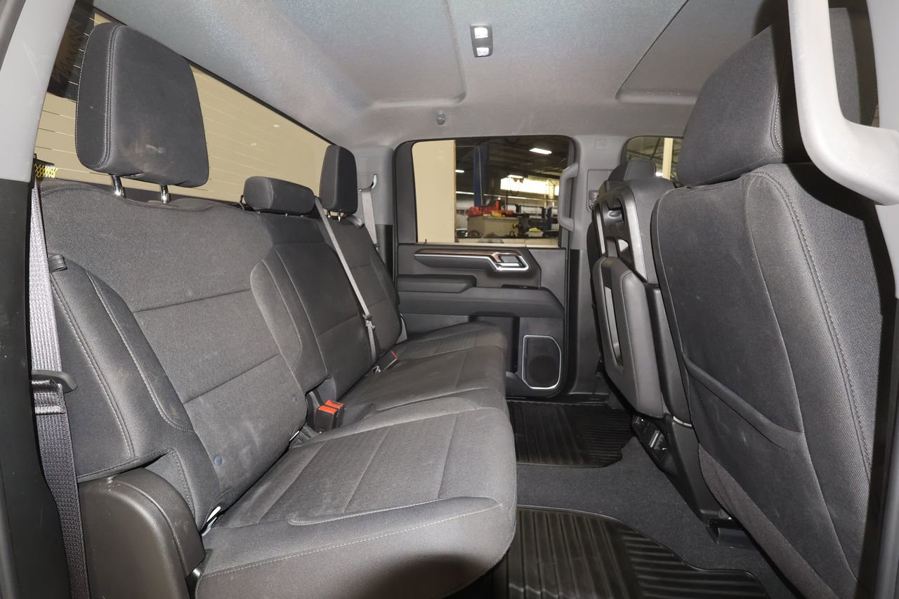 Certified 2025 Chevrolet Silverado 2500 LT w/ Convenience Package image 26